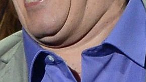 Adamari López y Nacho Lozano se toman foto muy acarameladitos y el público critica a la presentadora.