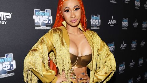 Cardi B dejó parte de sus senos a la vista en la fiesta de su hija, Kulture.