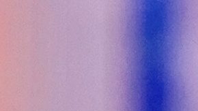 Chiquinquirá Delgado causa estragos al presumir su cuerpazo con un bikini blanco desde un balcón y a sus 48 años.