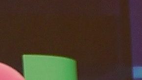 Chiquis Rivera se quitó casi todo y tapó sus senos con un sombrero.