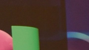 Chiquis Rivera se quitó casi todo y tapó sus senos con un sombrero.