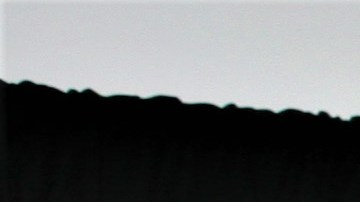 El mandatario neoyorquino anunció los primeros trabajos de verano al lado del candidato demócrata a la Alcaldía de NYC, Eric Adams.