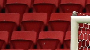 David Ospina detiene el penalti cobrado por el uruguayo Giménez.