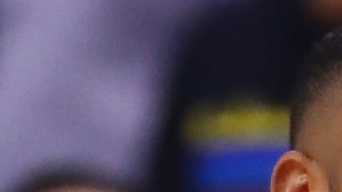 Drake aconseja al hijo de su nueva novia, quien puede convertirse en estrella de la NBA.