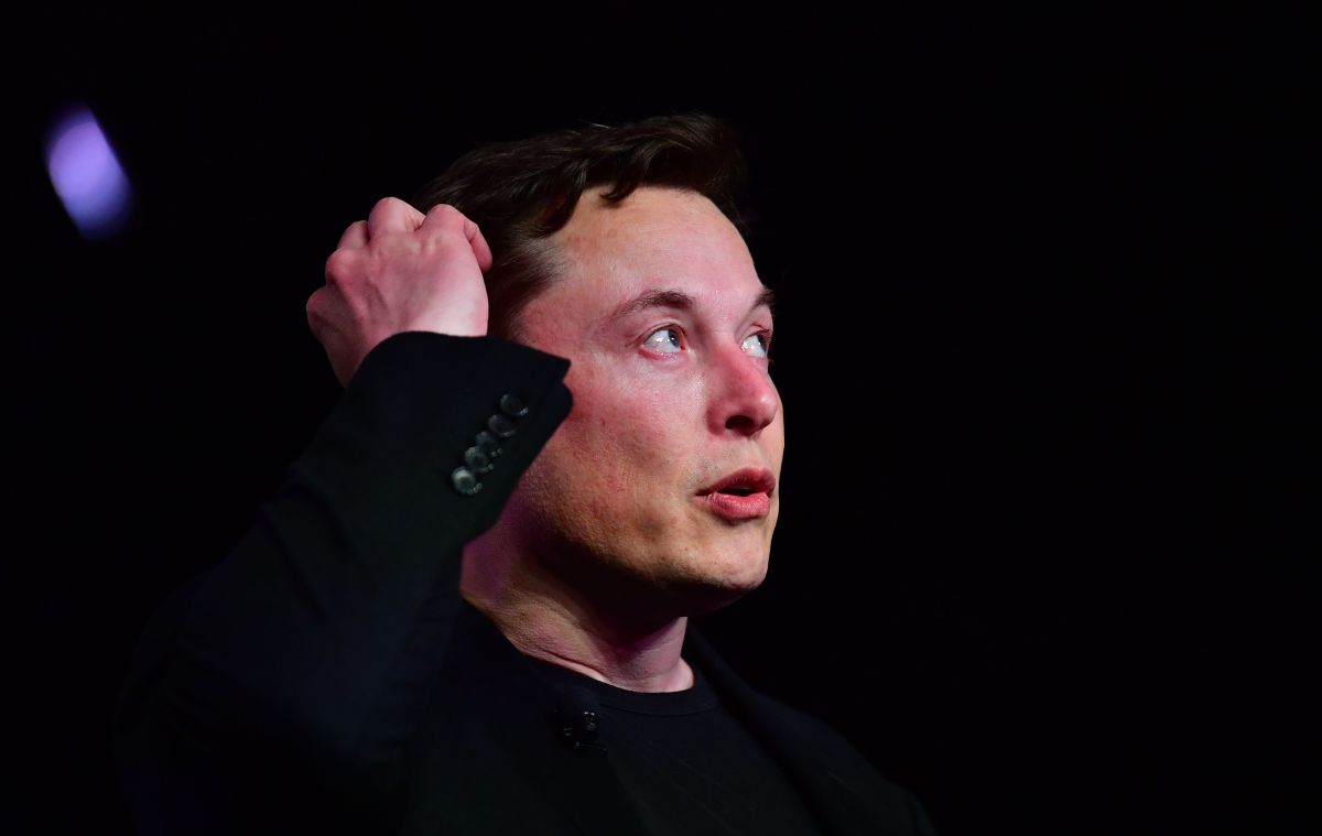 Tesla, de Elon Musk, suma un accidente fatal por fallas atribuibles a su sistema de piloto automático.