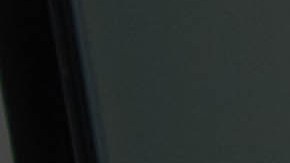 Ozzy Osbourne junto a las dos mujeres de su vida, Kelly, su hija y Sharon, su esposa.