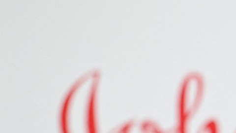 FDA advertirá que vacuna Johnson & Johnson podría estar relacionada a enfermedad nerviosa poco común