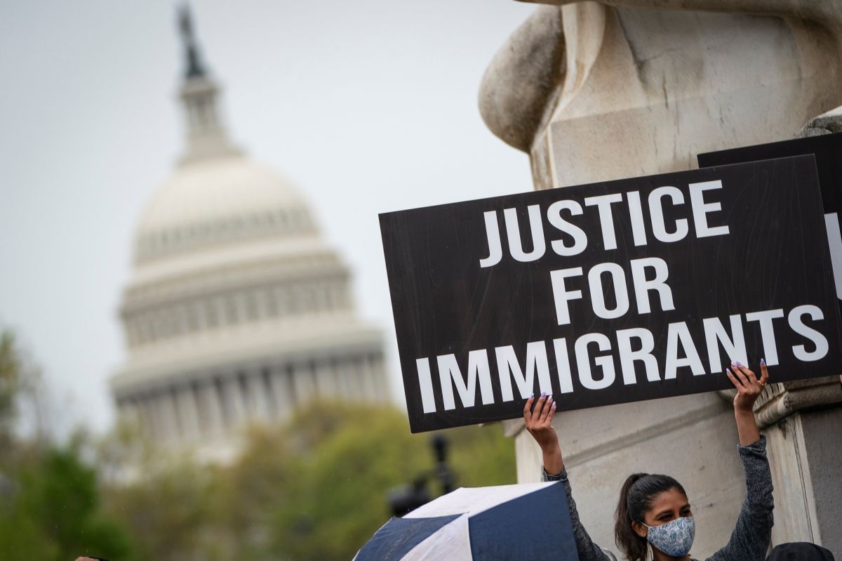 Durante casi un mes, un grupo de inmigrantes hizo ayuno frente al Congreso.