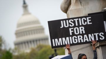 Durante casi un mes, un grupo de inmigrantes hizo ayuno frente al Congreso.