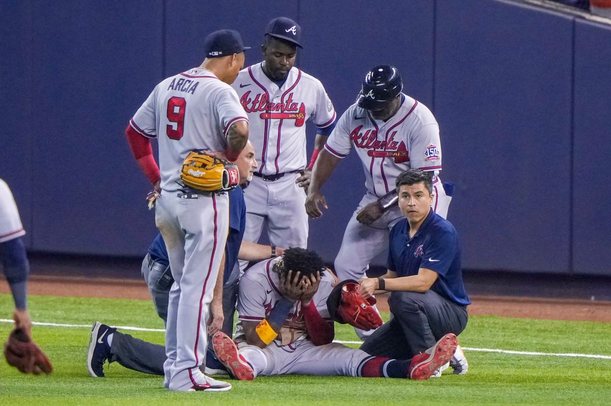 Ronald Acuña Jr., already warms up to return to the Major Leagues