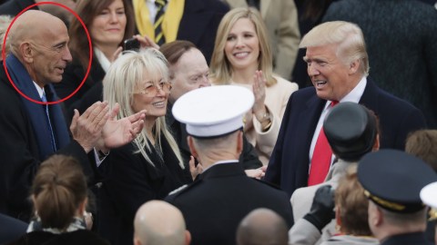 Thomas Barrack fue fue colaborador de campaña del expresidente Trump.