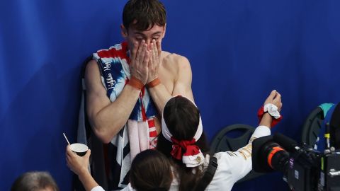 Tom Daley ganó su medalla dorada a los 27 años de edad.