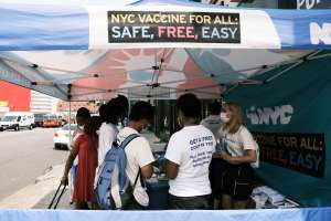 Gobernación invertirá $15 millones para promover la vacunación en comunidades más afectadas por COVID-19