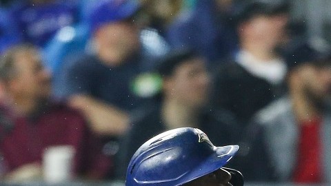 Guerrero Jr. arribó a 30 cuadrangulares en la temporada.