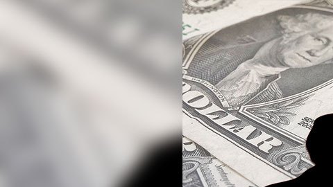 Entre las personas que no tienen que pagar impuestos se encuentran individuos y familias que reciben pocos o ningún ingreso, incluidos los que se encuentran sin hogar.