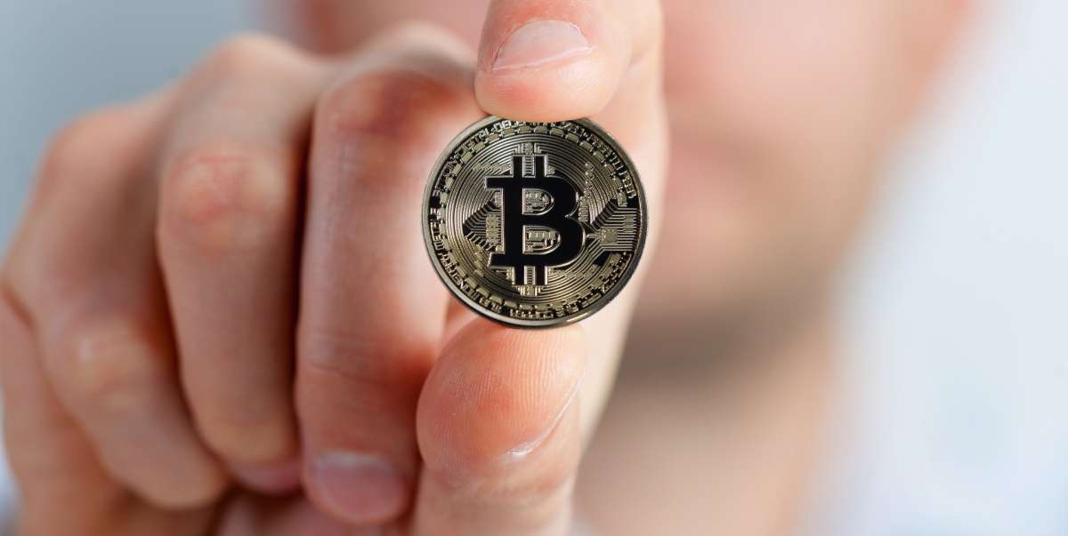 ¿Qué pasa si invierto $1000 en Bitcoin