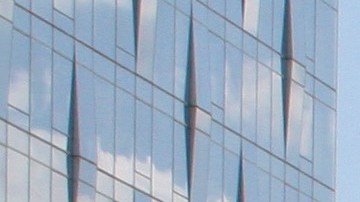 Líderes de 100 coaliciones y miles de inmigrantes de NYC claman ser incluidos en el Plan de Infraestructura.