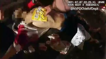 Un policía rescató a un hombre en Harlem.