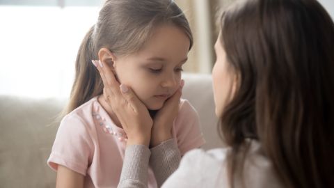 Loving,Young,Mother,Touching,Upset,Little,Daughter,Face,,Expressing,Support,