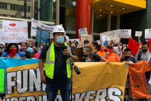 Gobernadora Hochul lanza plan para que más inquilinos y trabajadores excluidos reclamen ayudas en Nueva York