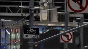 Se conoció que el hombre se mareó y colapsó segundos antes del incidente.