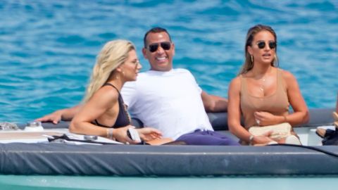 Alex Rodriguez lanza indirecta al aire, pero no parece ser para Jennifer Lopez sino para otra ex.