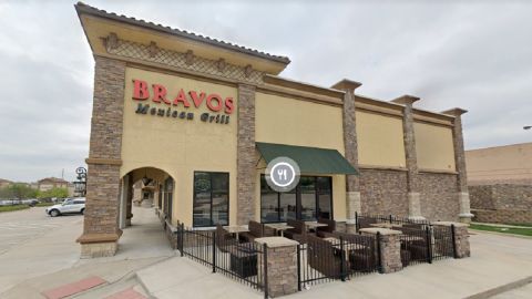 El restaurante  Bravos Mexican Grill en Overland Park, Missouri, era parte del esquema delicuencial.
