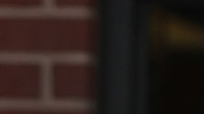 Chick-fil-A está batallando para contratar a la cantidad de trabajadores que necesitan para operar varias de sus sucursales.