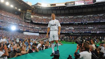 Cristiano Ronaldo hizo que se llenara el Santiago Bernabéu en su presentación en 2009.