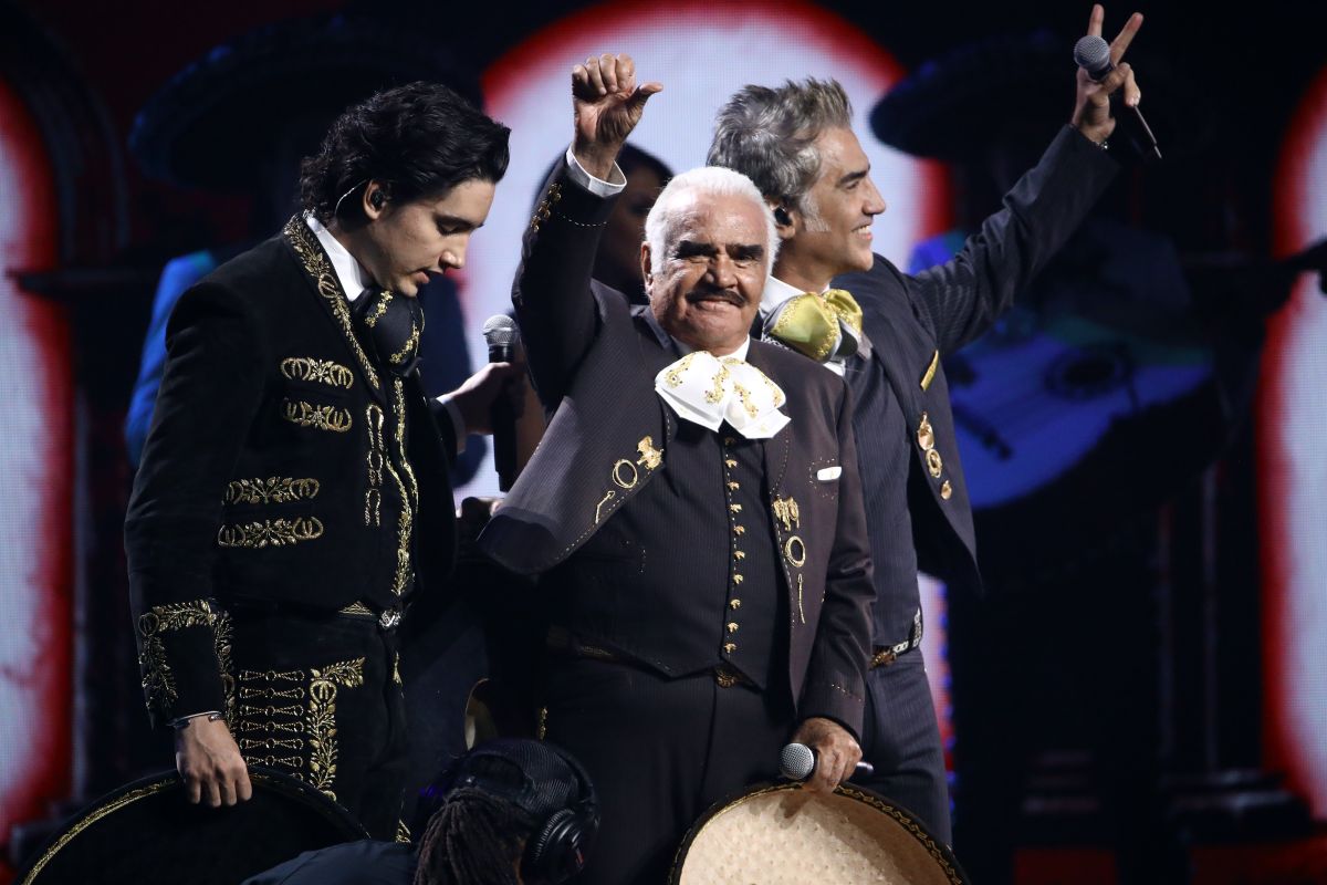 Vicente Fernandez: his family would have begun to say goodbye to him