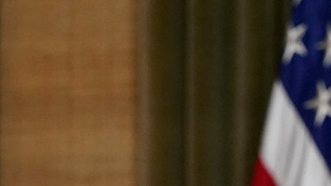 El presidente Joe Biden defiende la decisión del retiro militar de Afganistán.