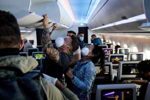 Variante Delta y viajes: 5 artículos para protegerte si vas a volar pronto