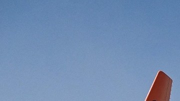 Los talibanes rechazan extender la fecha limite de salida de Afganistán de tropas estadounidenses.