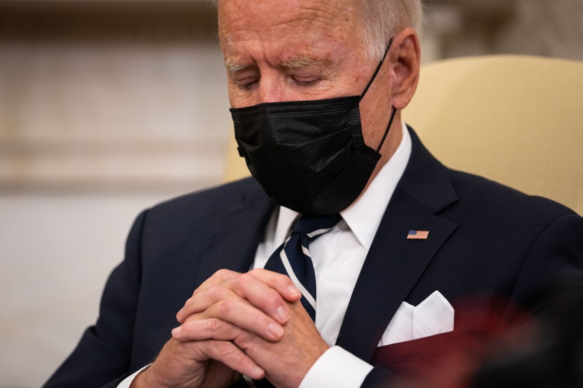 VIDEO: Images of Biden Allegedly Sleeping in Meeting with Israel’s Prime Minister Go Viral