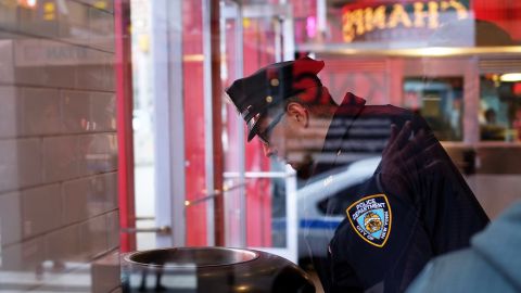 El NYPD tiene más de 500 policías desplegados en el Subway.