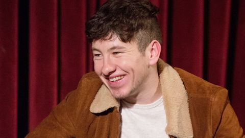 Barry Keoghan es hospitalizado tras ser violentamente agredido en la vía pública.