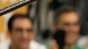 Viene de ser el MVP de las finales de la NBA ante Phoenix.