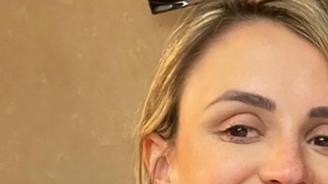 Carolina Sarassa, y su esposo Andrés Chacón con el recién nacido Noah