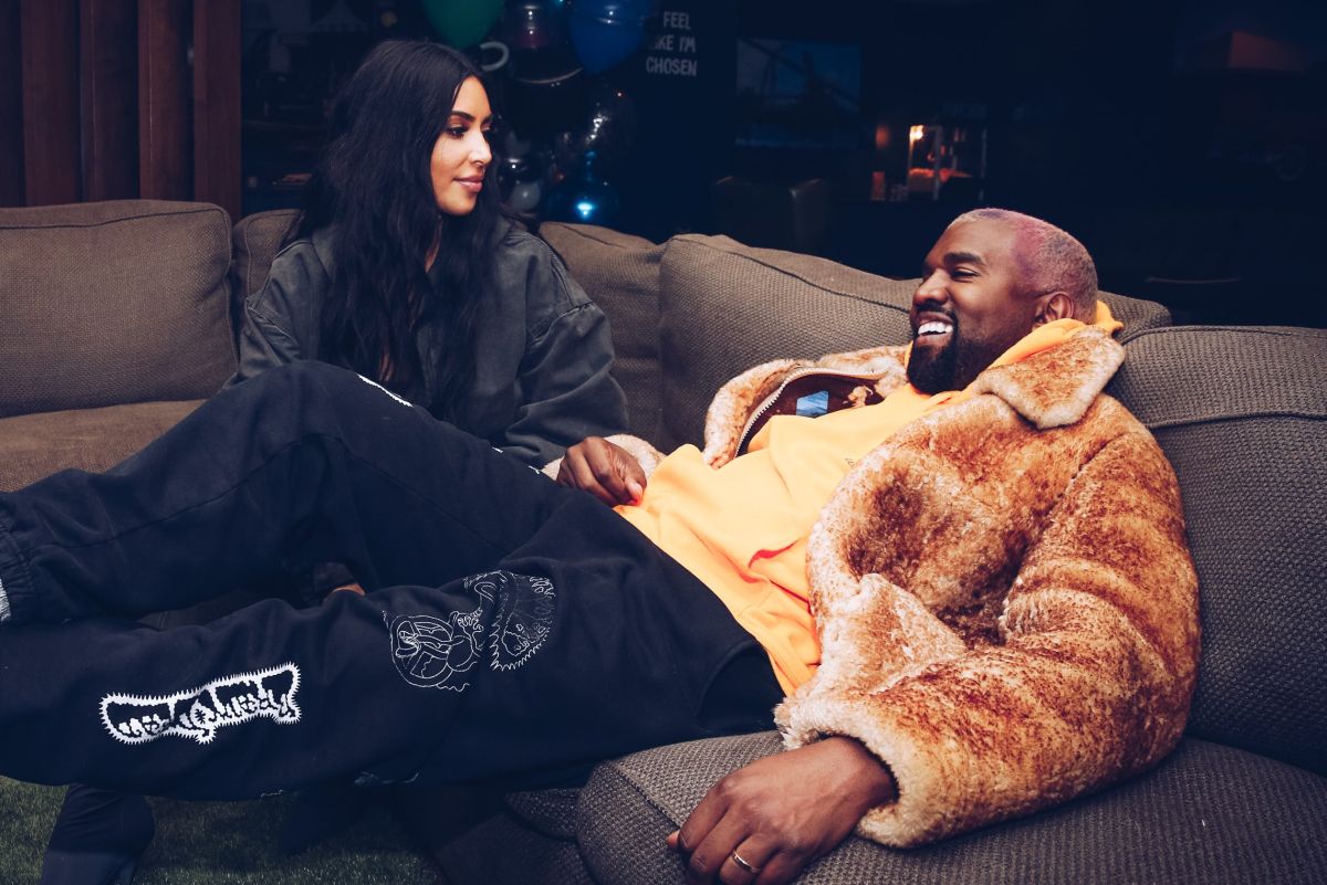 Kim Kardashian goes to lunch with Kanye West and everyone wonders if there will be reconciliation Kim Kardashian goes to lunch with Kanye West and everyone wonders if there will be reconciliation