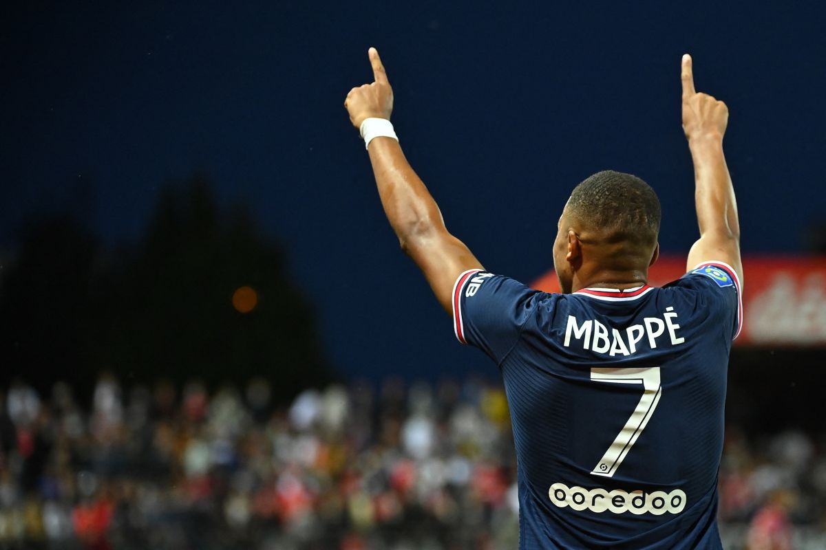 PSG rejected Real Madrid’s first offer for Kylian Mbappé