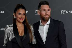 Razones por las que Lionel Messi no abraza a las mujeres en las fotografías