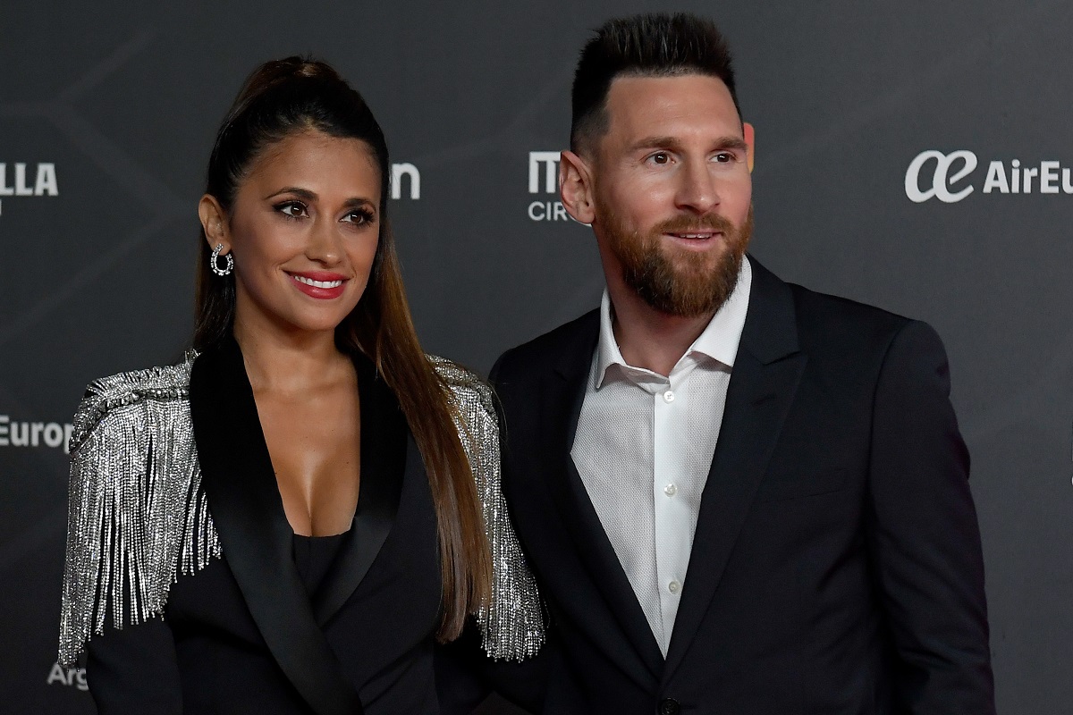 Reasons why Lionel Messi does not embrace women in photographs