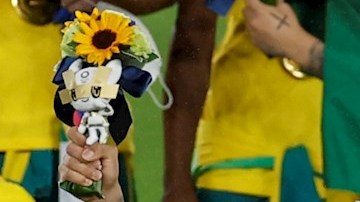 Richarlison fue el goleador y Dani Alves el capitán de Brasil en Tokio.