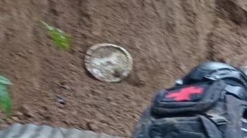 Fotos: Así fue el desgarrador rescate de 5 niños y su mamá sepultados por deslave en México