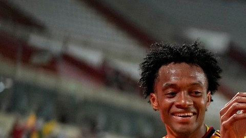 Yerry Mina liderará nuevamente la defensa, pero no estará Zapata en ataque.