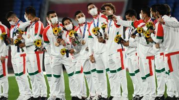 México se colgó su segunda medalla olímpico en fútbol.