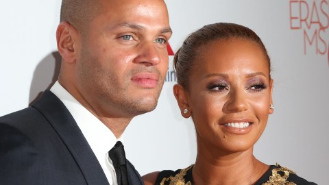 La ex integrante de Spice Girls, Mel B, asegura que el padre de su hija se ha comportado indecentemente con la misma.