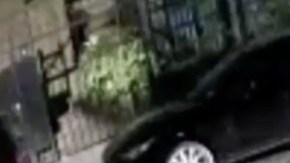 VIDEO: Delincuente le dispara a víctima durante asalto en Nueva York