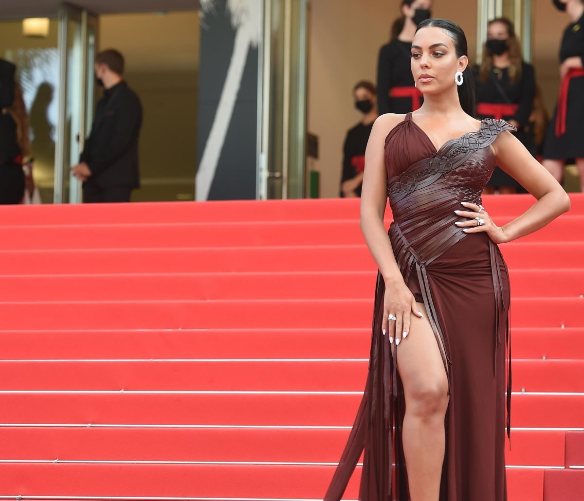 Georgina Rodriguez exudes sophistication in a lace dress and blazer at  Venice Film Festival