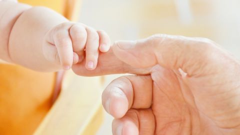 Los padres tendrán que cumplir con ciertos requisitos para poder obtener el dinero completo de $1,400 dólares.